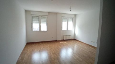 Foto 3 de Planta baixa en venda a Hontanares de Eresma, Segovia