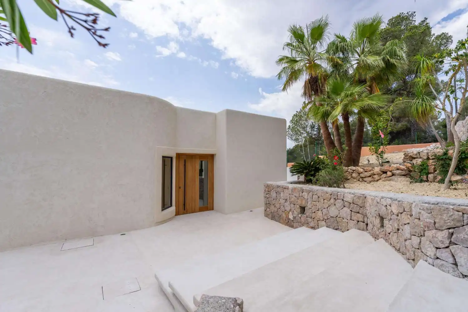 Vista exterior de Casa o chalet en venta en Santa Eulària des Riu con Aire acondicionado, Calefacción y Piscina
