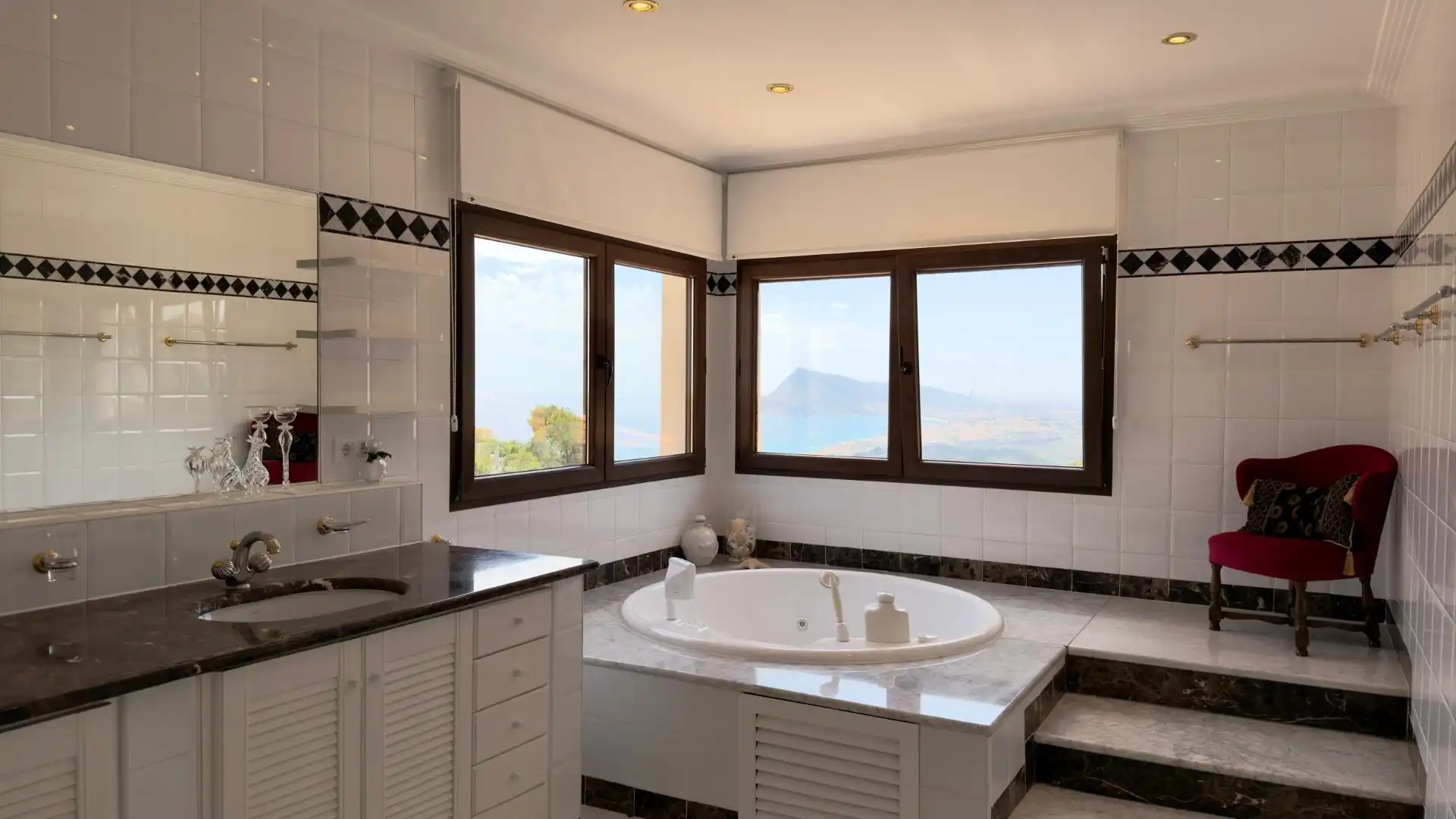 Detached house with terrace for sale in PRINCIPAL DE LA SIERRA, imagen 39