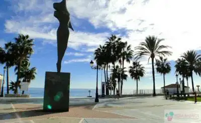 Außenansicht von Dachboden zum Verkauf in Marbella mit Klimaanlage, Terrasse und Möbliert