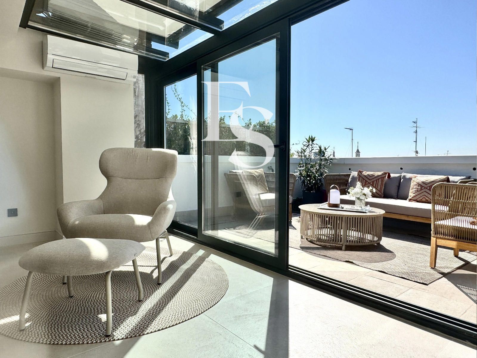 Terrace of Attic for sale in  Madrid Capital  with Air Conditioner and Terrace