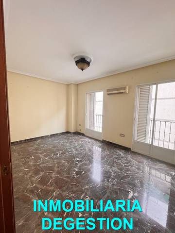 Apartamento en Venta en Calle Jaén en Centro ciudad