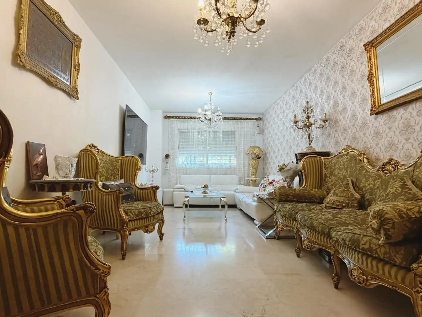 Sala de estar de Planta baja en venta en Torremolinos con Aire acondicionado, Calefacción y Jardín privado