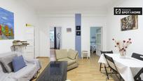 Living room of Flat to rent in  Madrid Capital  with Air Conditioner and Balcony