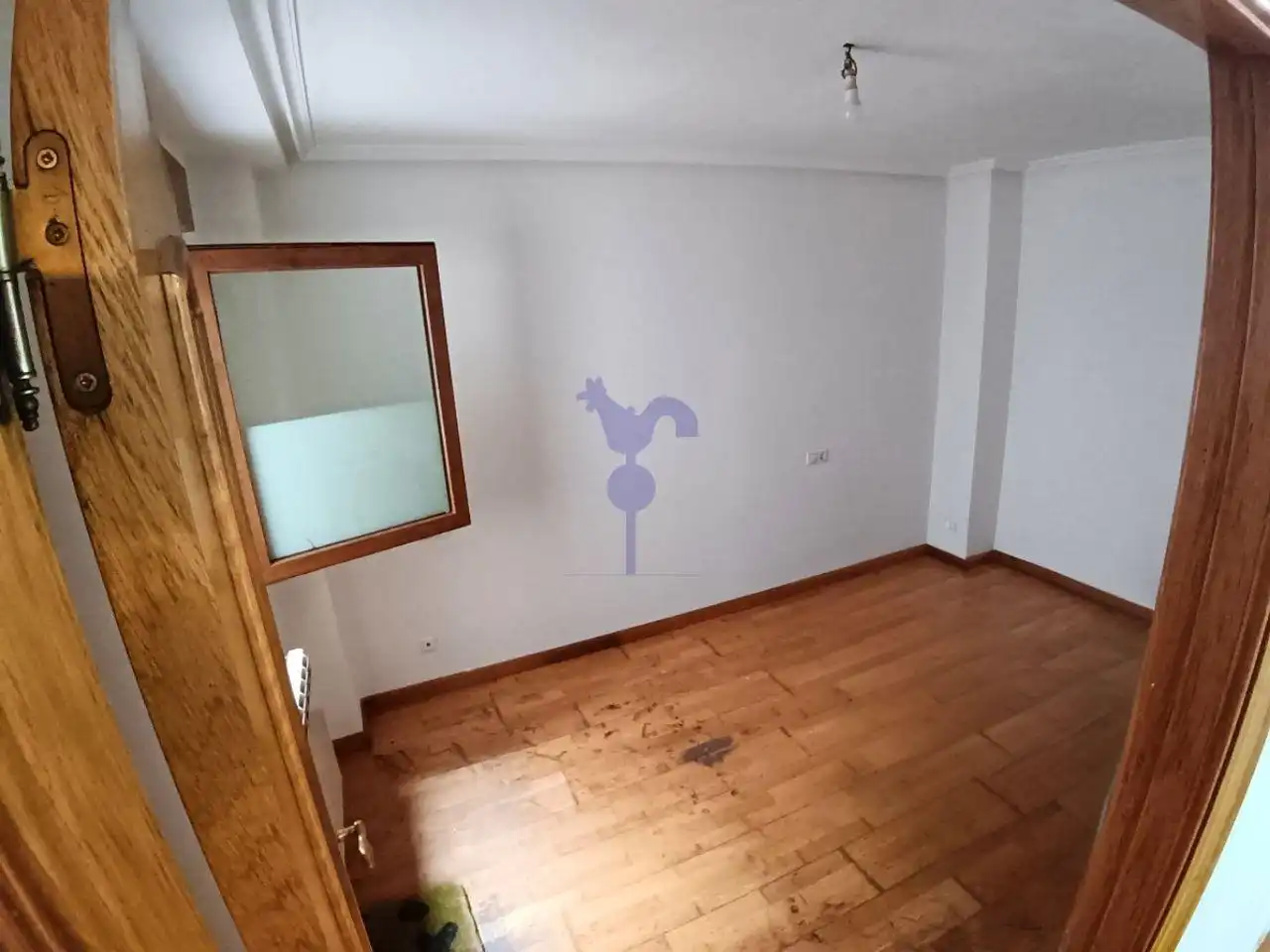 Apartament en venda en León Capital  amb Calefacció, Parquet i Traster