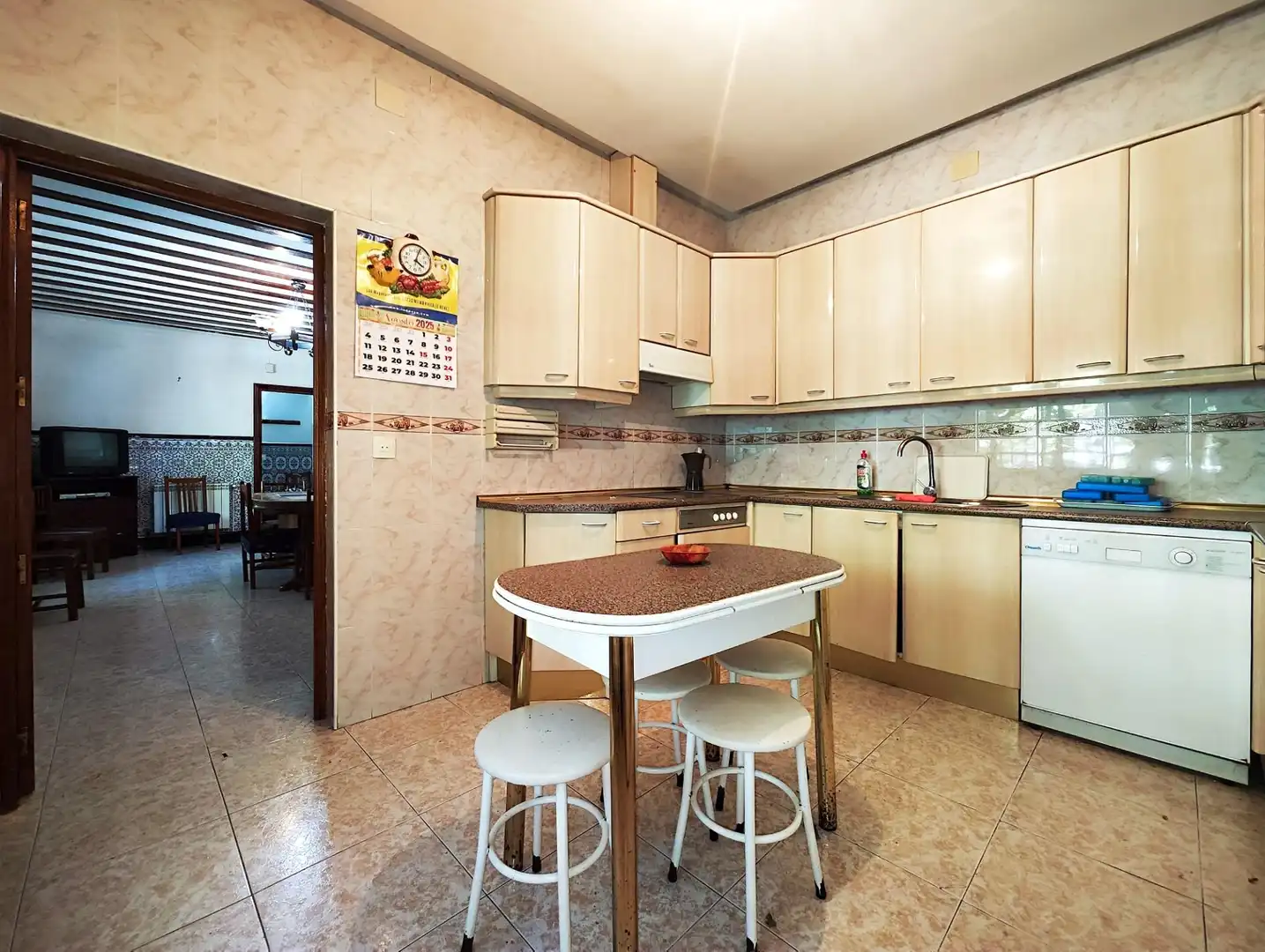 Cocina de Casa o chalet en venta en Argamasilla de Calatrava con Aire acondicionado, Calefacción y Terraza