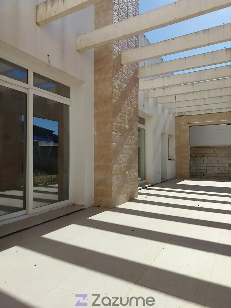 Vista exterior de Casa o xalet de lloguer en Espartinas amb Moblat, Forn i Rentadora