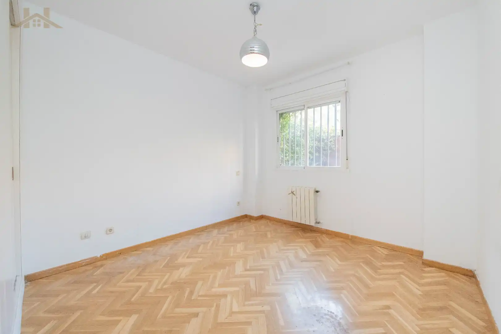 Habitación de Piso en venta en Madrid con Aire acondicionado, Calefacción y Jardín privado