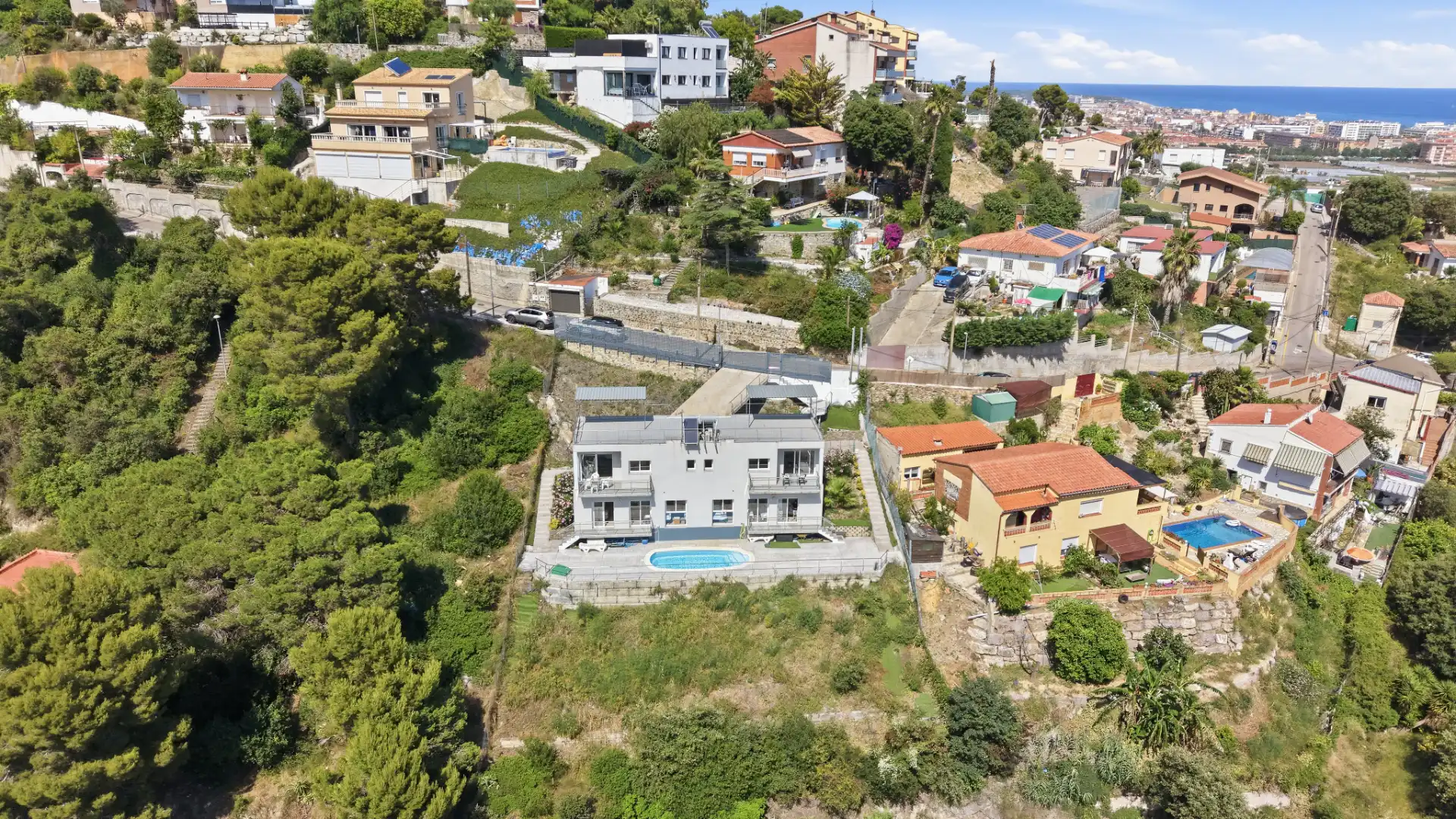 Außenansicht von Einfamilien-Reihenhaus zum Verkauf in Santa Susanna mit Klimaanlage, Privatgarten und Terrasse