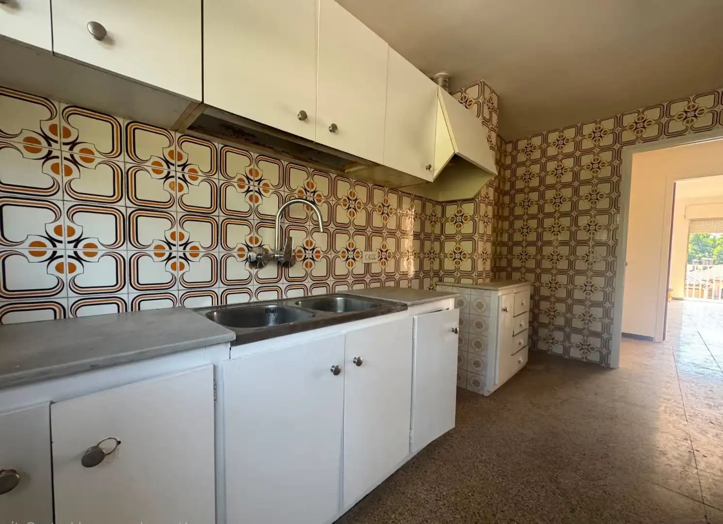 Kitchen of Flat for sale in Amer