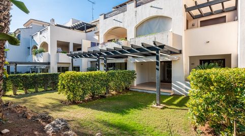 Foto 2 de Apartament en venda a Las Brisas, Marbella