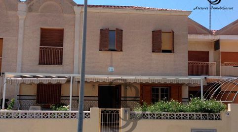 Foto 3 de Casa adosada en venta en Avinguda de Portugal, Calas Santiago Bernabéu, Santa Pola