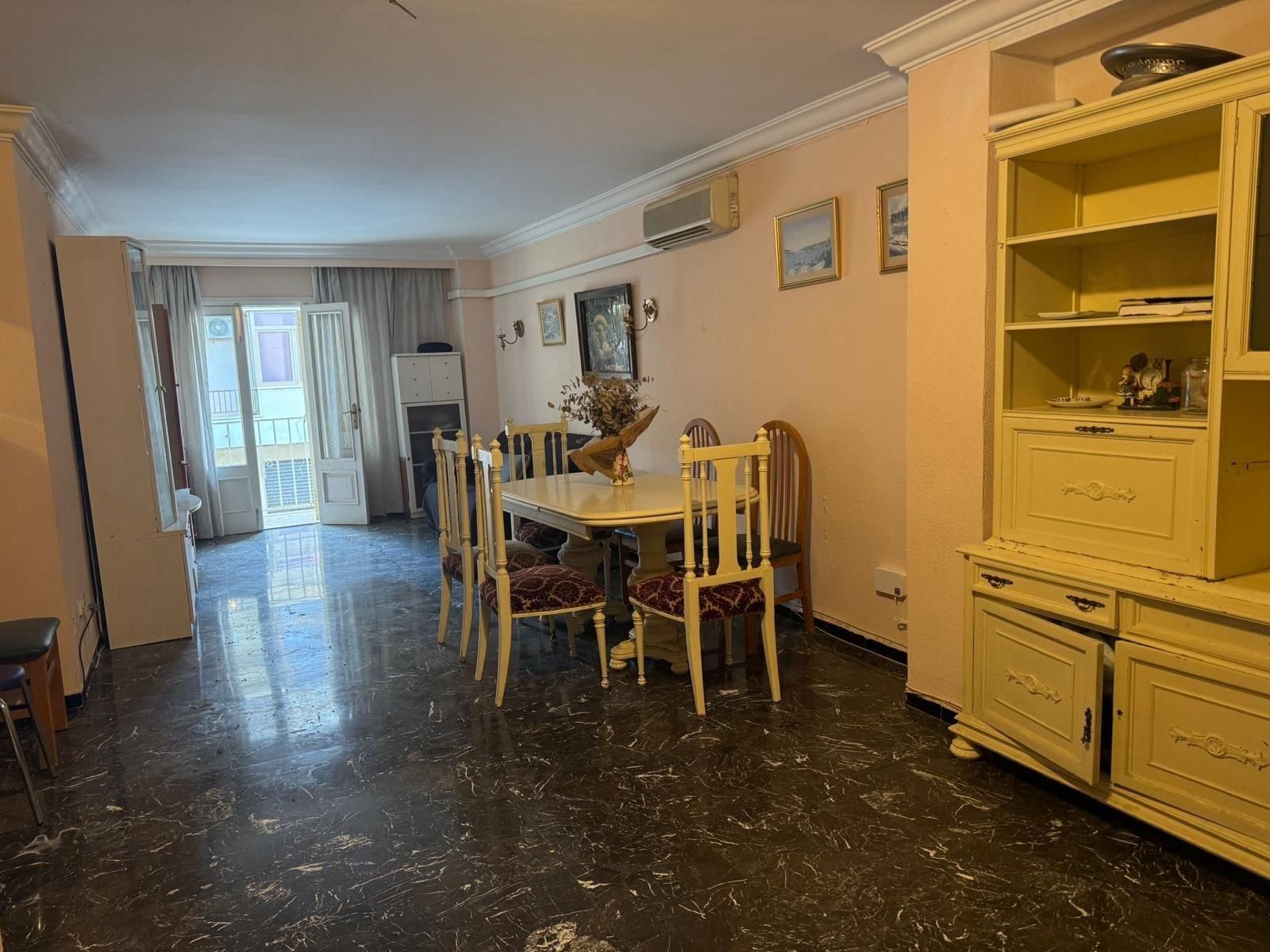 Esszimmer von Wohnung zum verkauf in Inca mit Klimaanlage, Privatgarten und Balkon