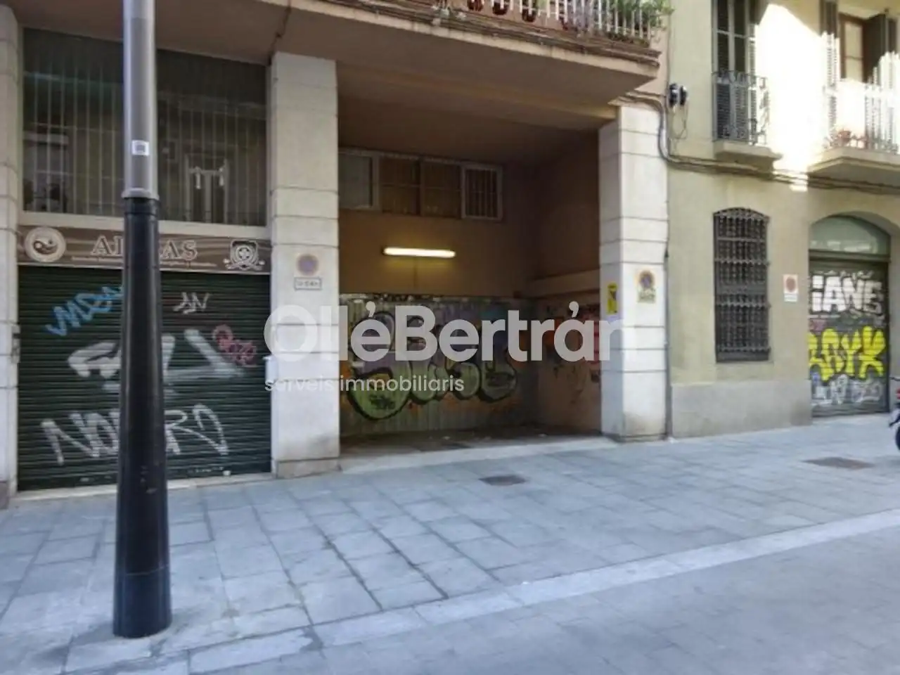 Vista exterior de Garatge de lloguer en Barcelona