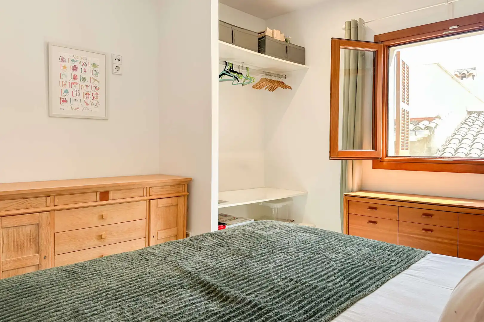 Bedroom of Houses for rent in Capdepera  with Air Conditioner, Terrace and Furnished