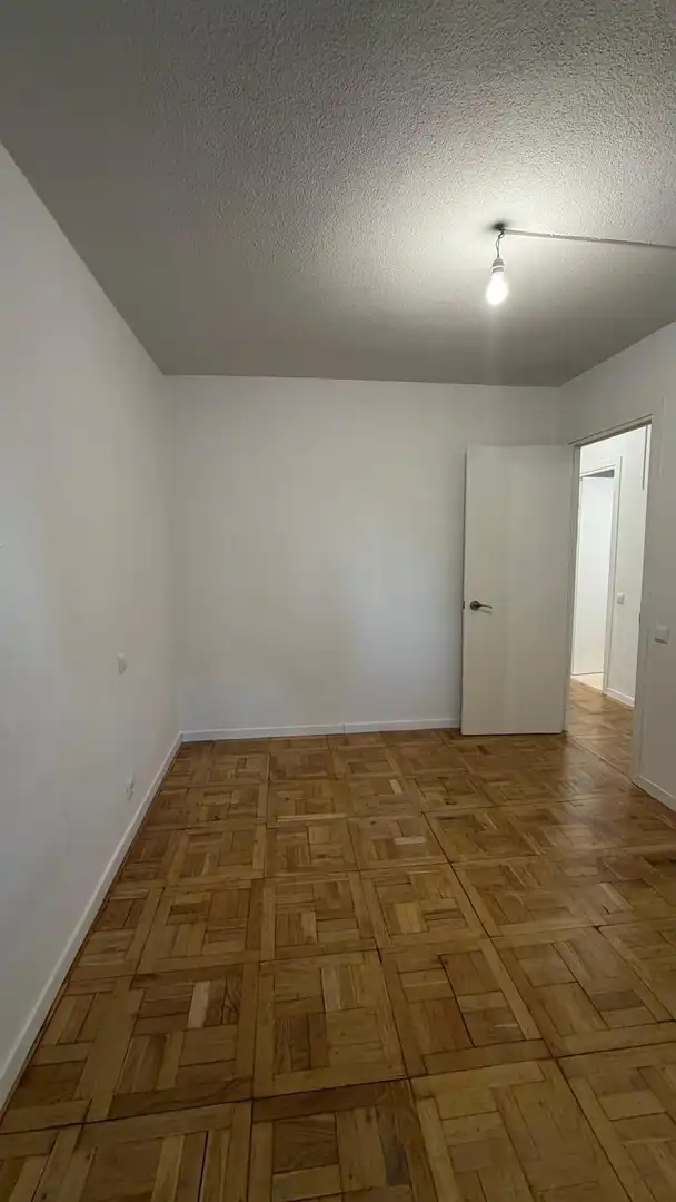 Schlafzimmer von Wohnung zur Miete in Fuencarral - El Pardo