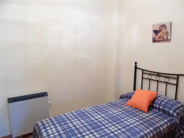 Habitación de Piso de alquiler en Picón con Aire acondicionado