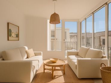 House with balcony for sale in Benaguasil