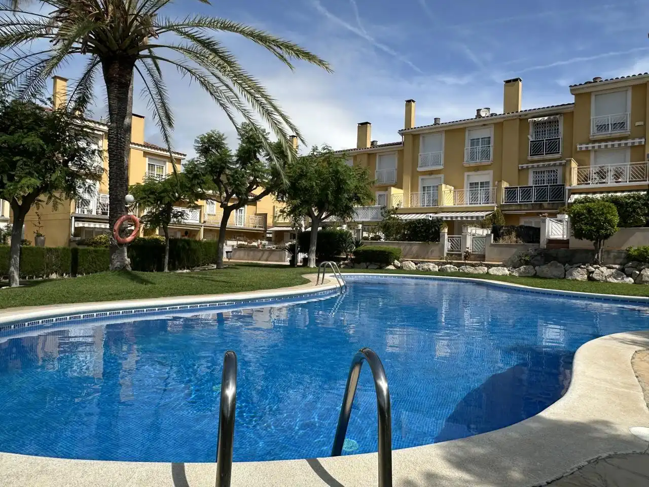 Semi-detached house with pool for sale in Camí de Ferran