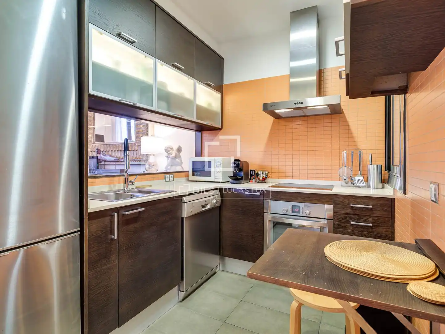 Cuina de Pis en venda en Barcelona amb Aire condicionat, Calefacció i Parquet