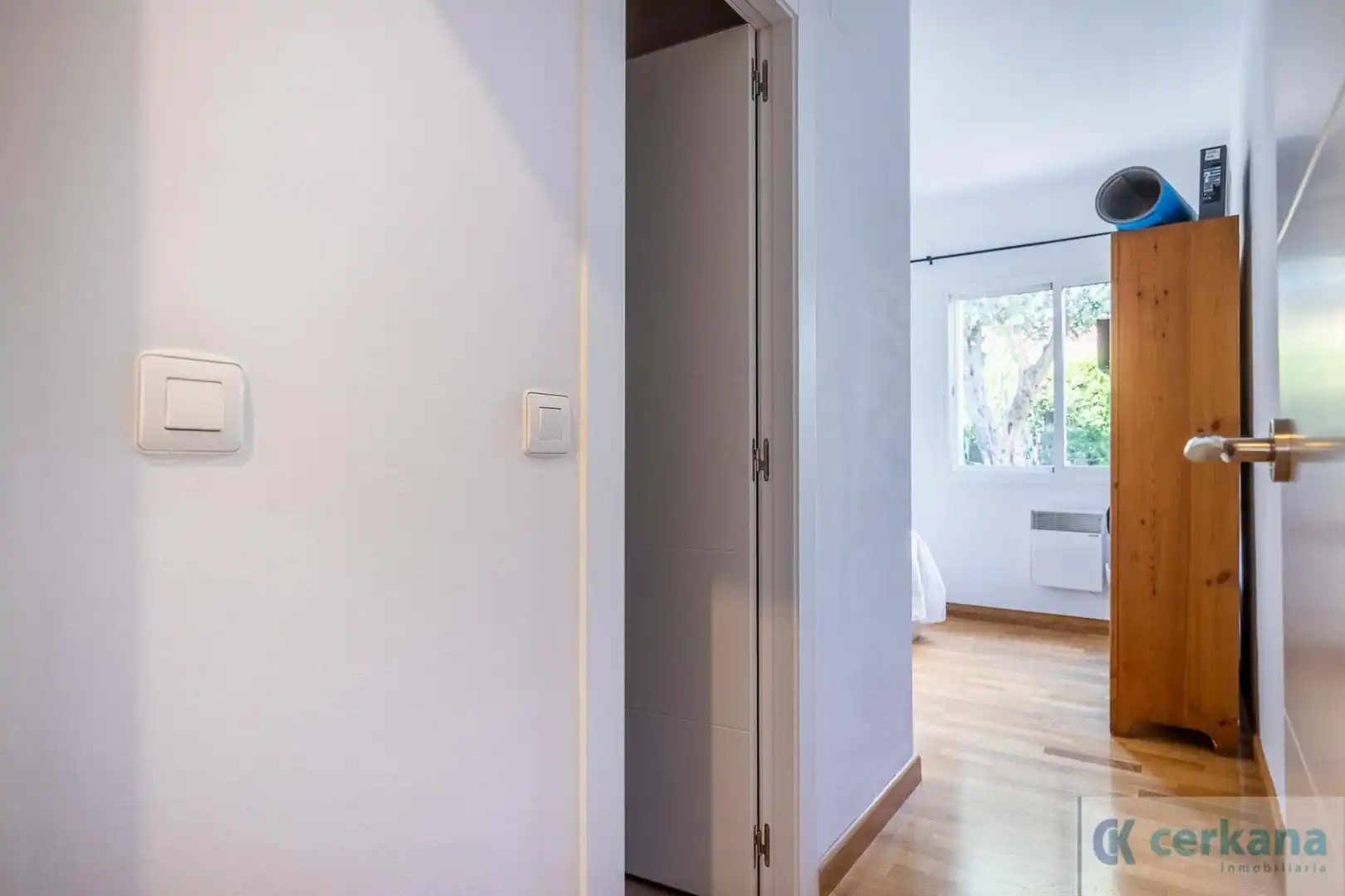 Houses for sale in Espartinas  with Air Conditioner and Storage room