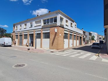 Local comercial en venta en Cassà de la Selva