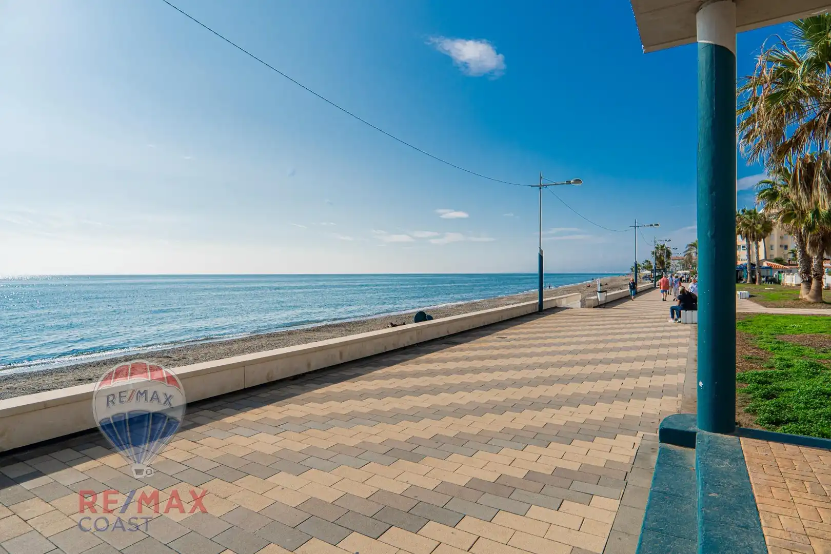 Außenansicht von Haus oder Chalet zum Verkauf in Torrox mit Klimaanlage, Heizung und Privatgarten