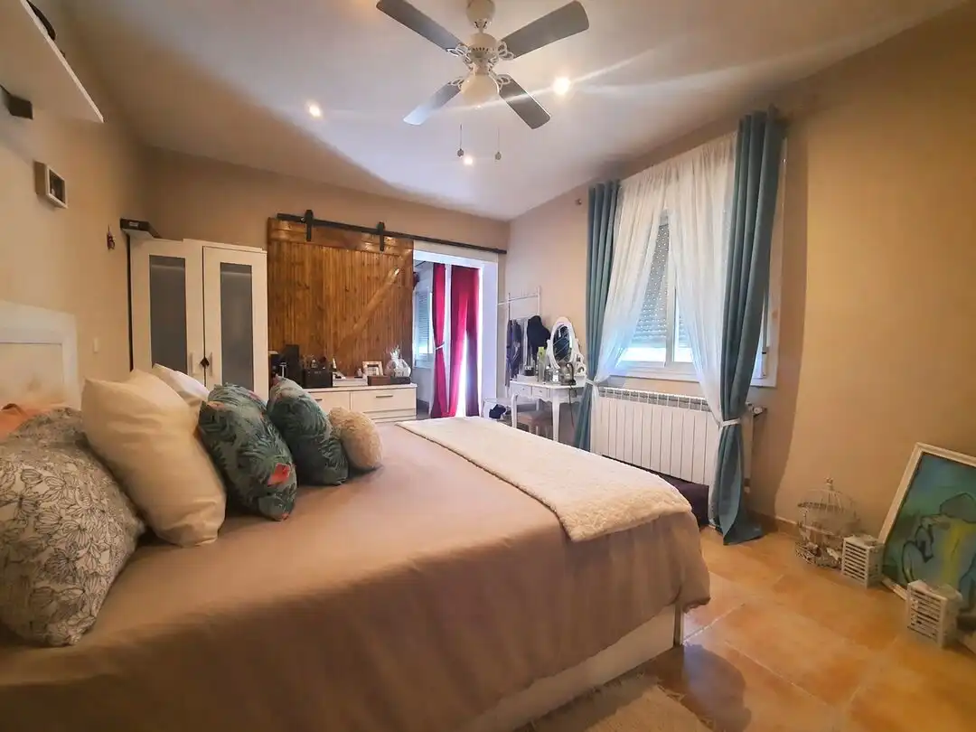 Schlafzimmer von Einfamilien-Reihenhaus zum Verkauf in Escalona mit Klimaanlage, Heizung und Terrasse