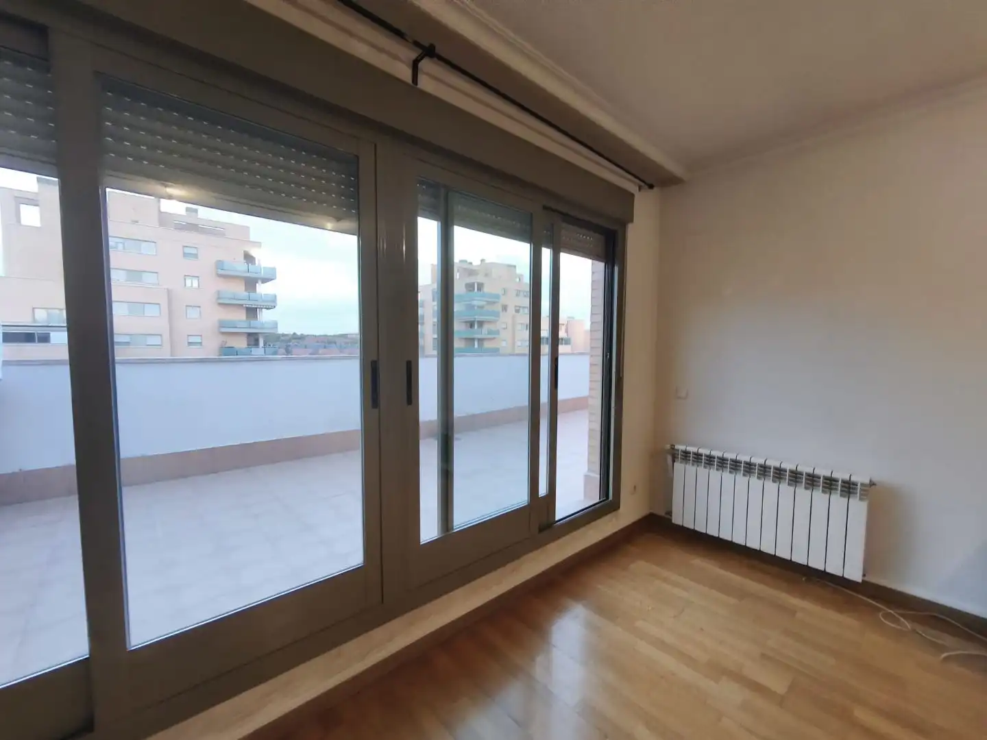 Schlafzimmer von Wohnung zur Miete in Urbanizaciones