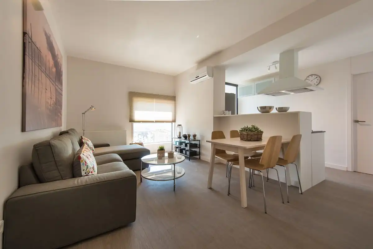 Living room of Flat for sale in Madrid  with Storage room