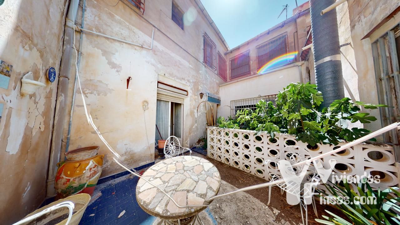 Exterior view of Building for sale in Elda