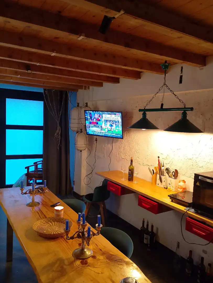Commercial properties for rent in Artigues - Llefià