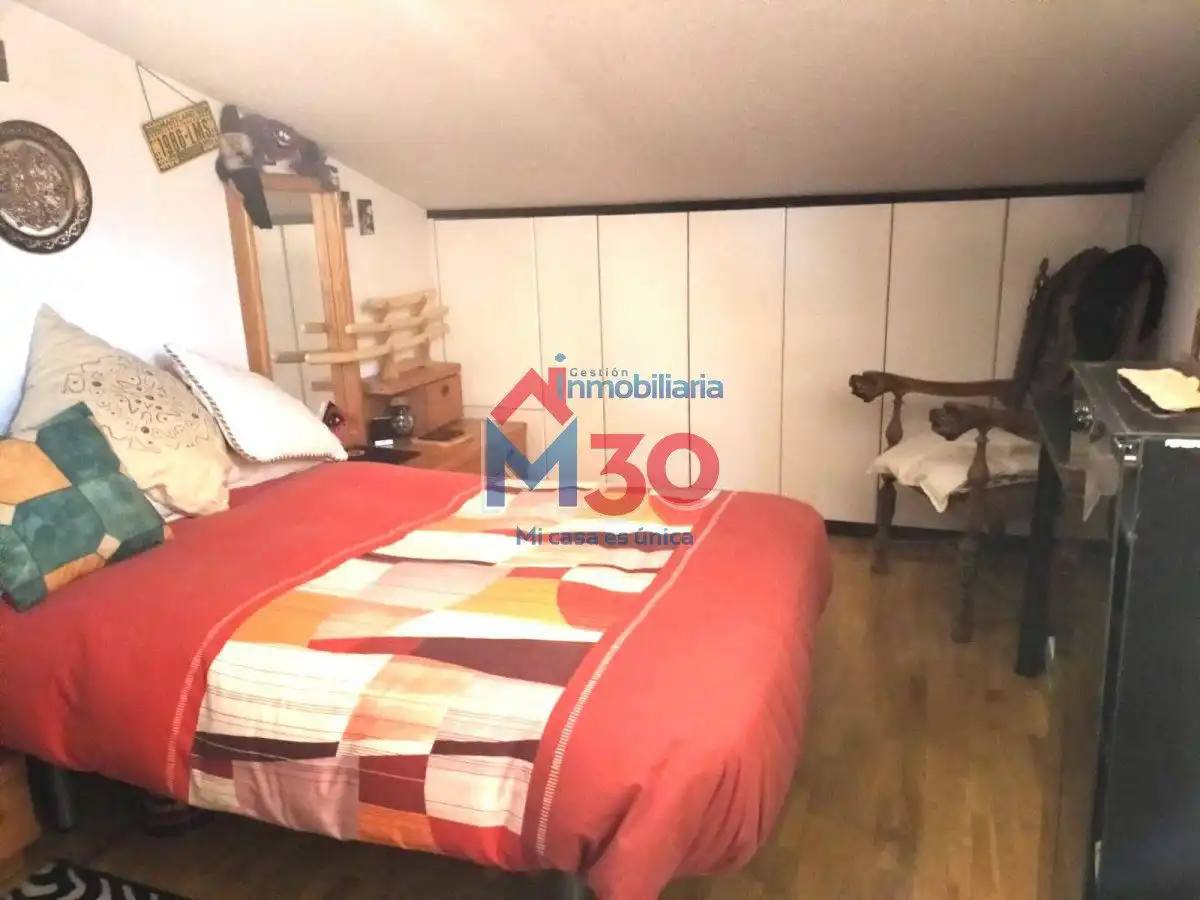 Habitación de Casa o chalet en venta en Miranda de Ebro con Calefacción y Terraza
