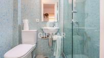 Bathroom of Flat for sale in  Madrid Capital