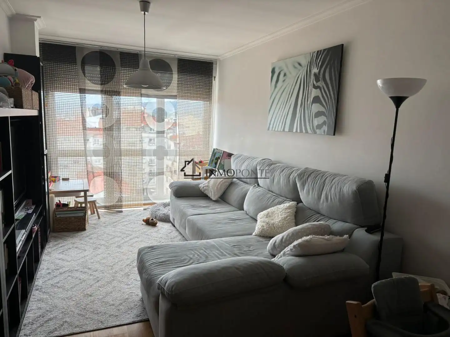 Living room of Attic for rent in Pontevedra Capital   with Heating and Storage room