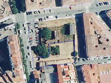 Terreny residencial en venda a Avenida Alfonso VII 64