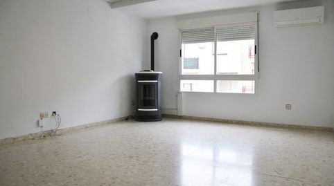 Foto 2 de Casa adosada en venda a Calle la Garza, Los Pinos - El Pilar, Plasencia