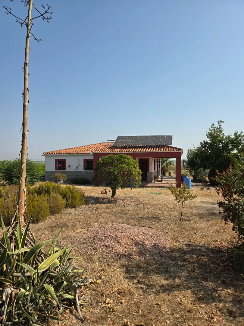 Chalet con jardín en venta en Villanueva de la Serena, imagen 2