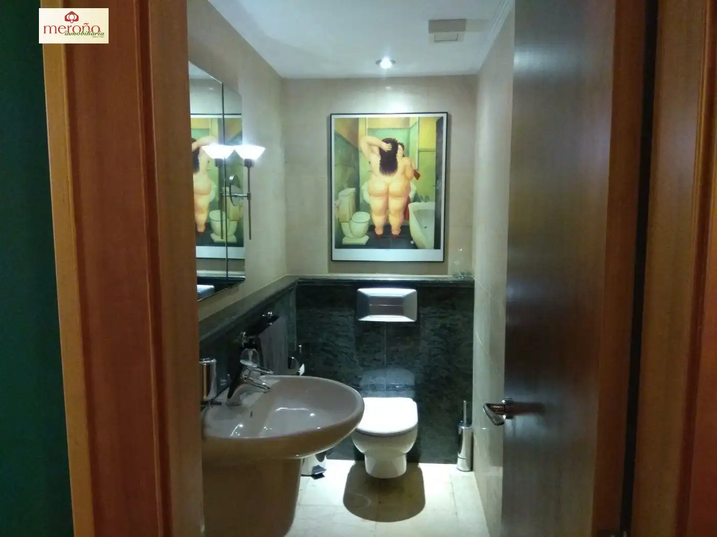 Badezimmer von Büro zum Verkauf in Elche / Elx mit Möbliert