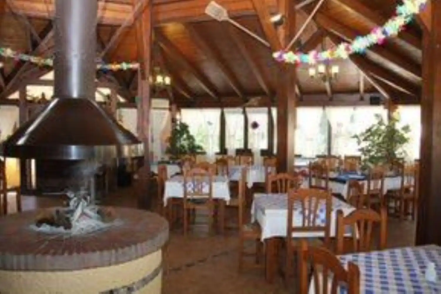 Commercial properties for sale in Yunquera  with Air Conditioner