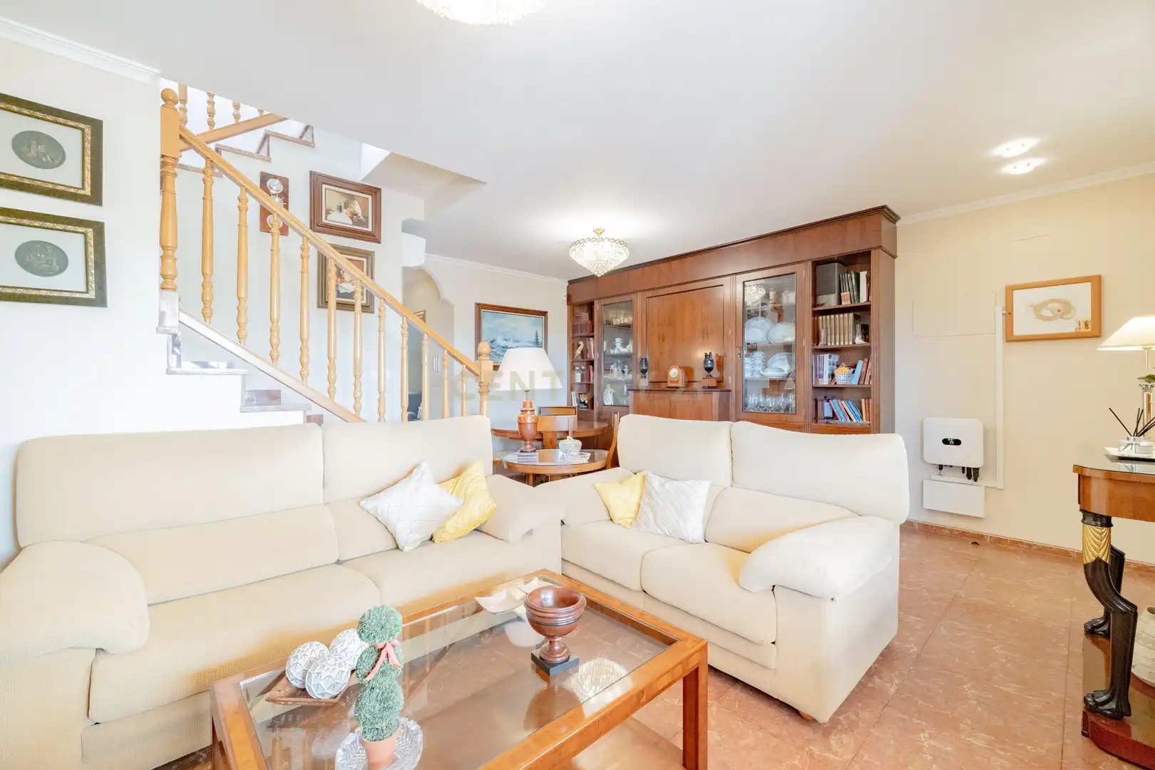 Sala de estar de Casa adosada en venta en Náquera con Trastero, Piscina y Horno