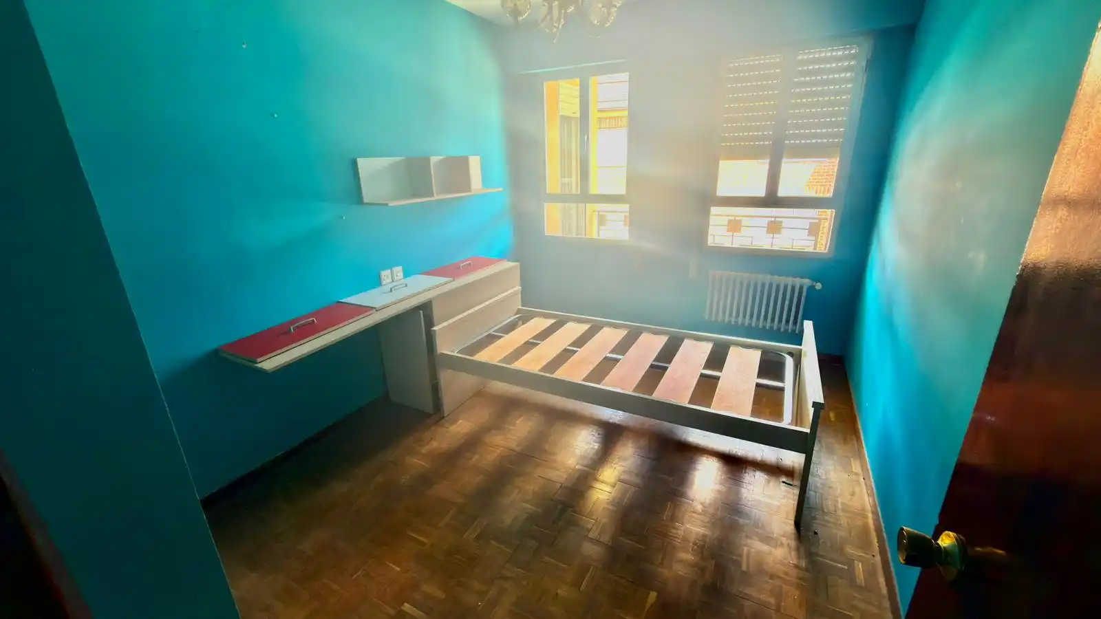 Habitación de Piso en venta en Villablino con Balcón y Alarma