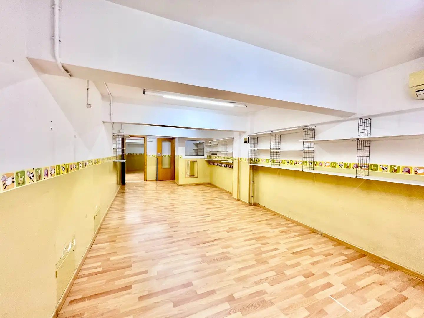 Local de alquiler en Barcelona con Aire acondicionado, Calefacción y Parquet