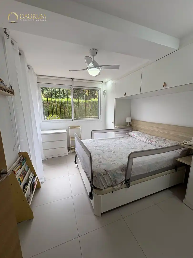 Schlafzimmer von Wohnung zum Verkauf in Marbella mit Klimaanlage, Heizung und Terrasse