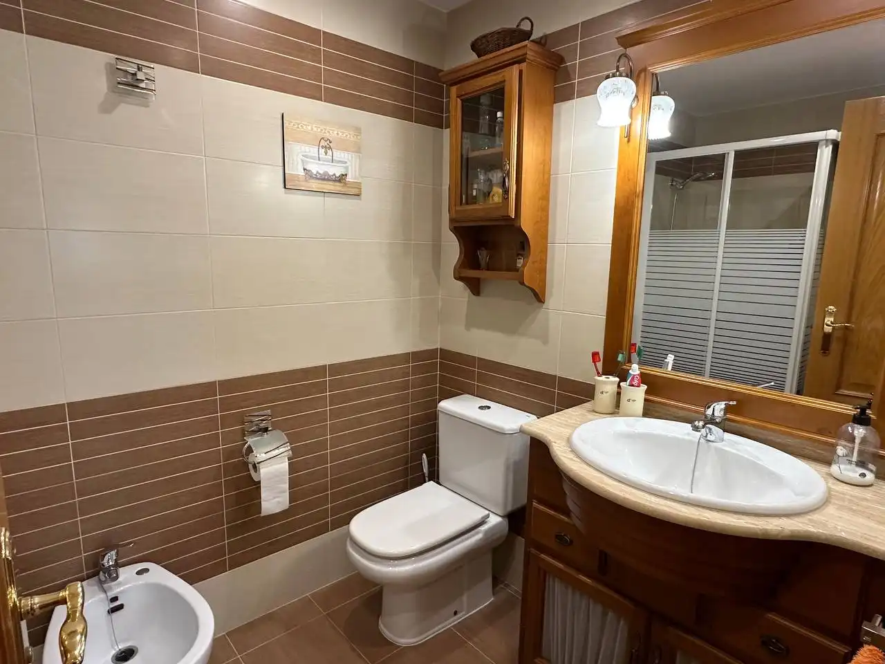 Baño de Piso en venta en Bellreguard con Aire acondicionado, Amueblado y Internet