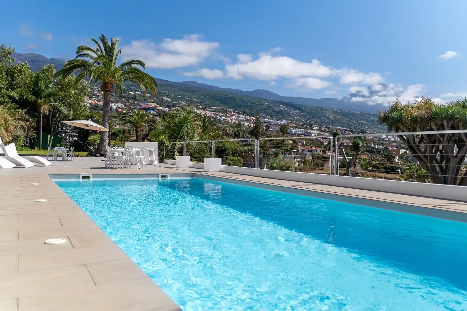 Detached house with pool for sale in Las Cuevas - Los Gómez, imagen 2