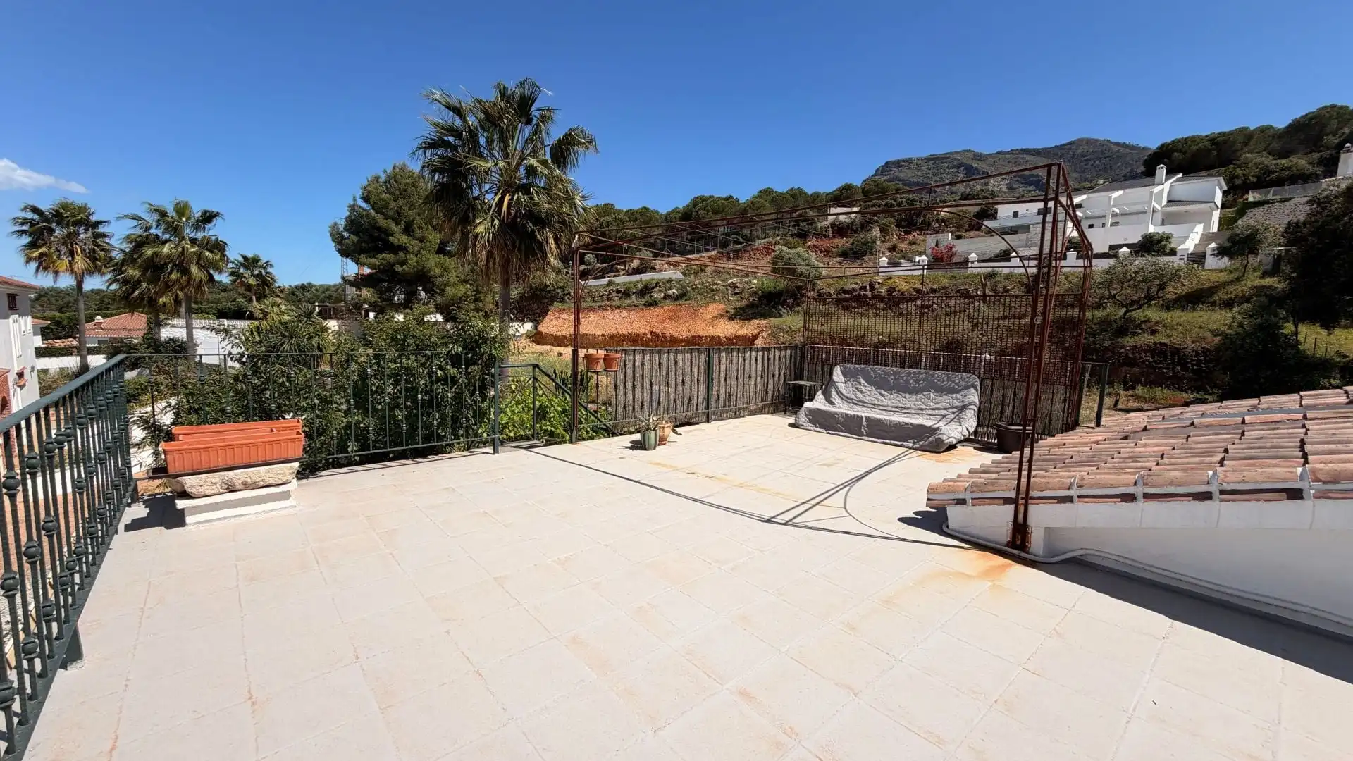 Terrassa de Casa o xalet en venda en Alhaurín El Grande amb Aire condicionat