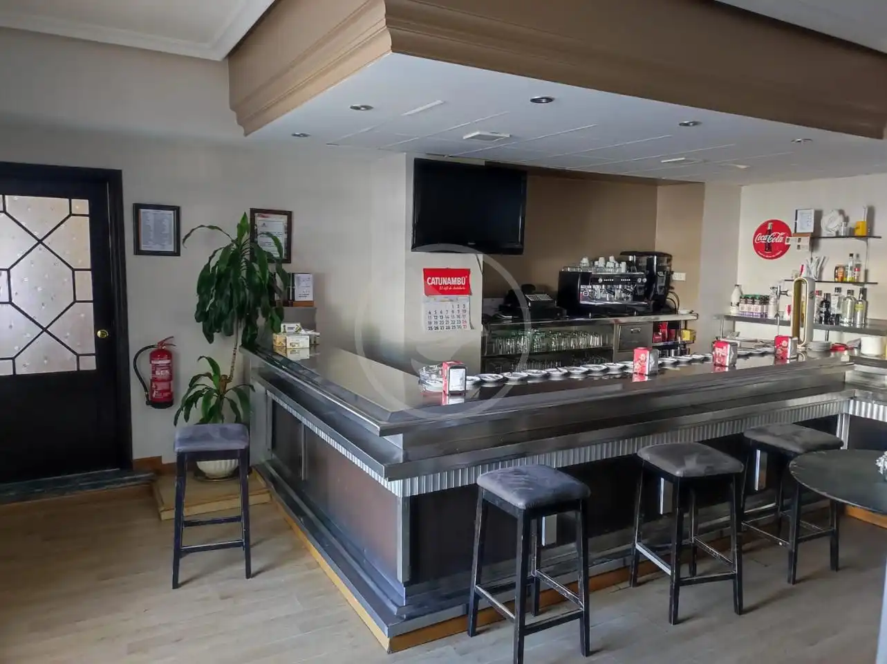 Local en venta en Linares con Aire acondicionado