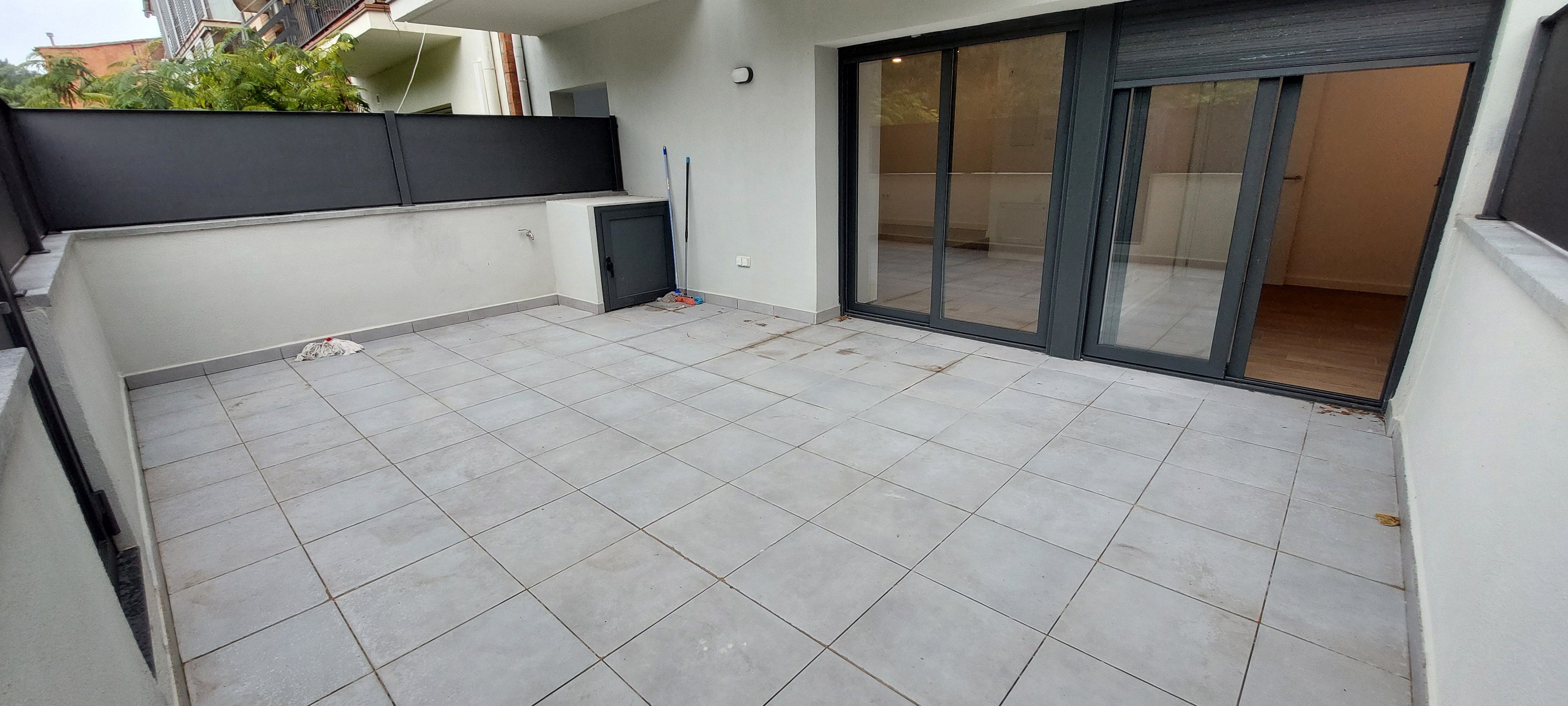 Planta baja to rent in Vallgorguina