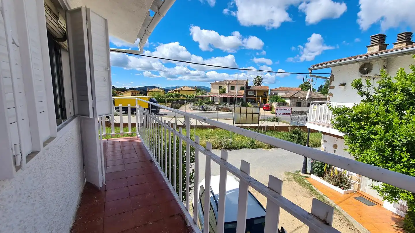 Terrassa de Casa o xalet en venda en La Adrada  amb Terrassa
